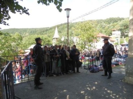jandarmii manastire olt