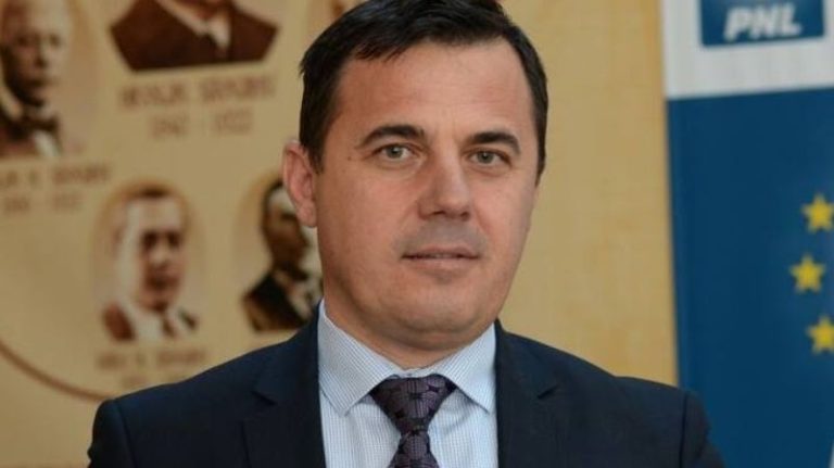 Ministrul Dezvoltării, Ion Ştefan: L-am l-am invitat și pe domnul Cristescu să ne întâlnim la DNA, să punem cărțile pe masă pentru a vedea care e situația