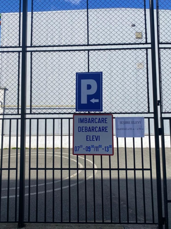 valcea, elevi