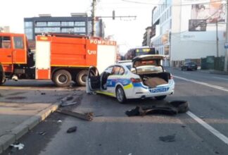 Primul BMW al Poliției Române avariat grav într-un accident la Cluj