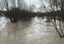 Situația inundațiilor și a drumurilor blocate. Ce se întâmplă cu debitul Jiului la Răcari Situația inundațiilor și a drumurilor blocate