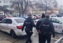 Au furat zeci de baxuri de vată bazaltică! Au furat zeci de baxuri de vată bazaltică!