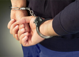 Reținut pentru trafic de persoane