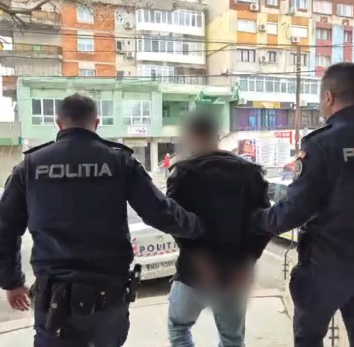 Tânăr fără permis, reținut de polițiști la Segarcea