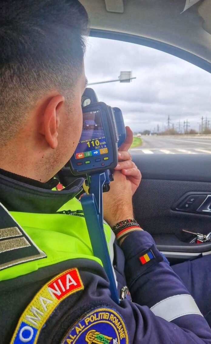 Tânără depistată de radar cu 110 km/h pe DN 6