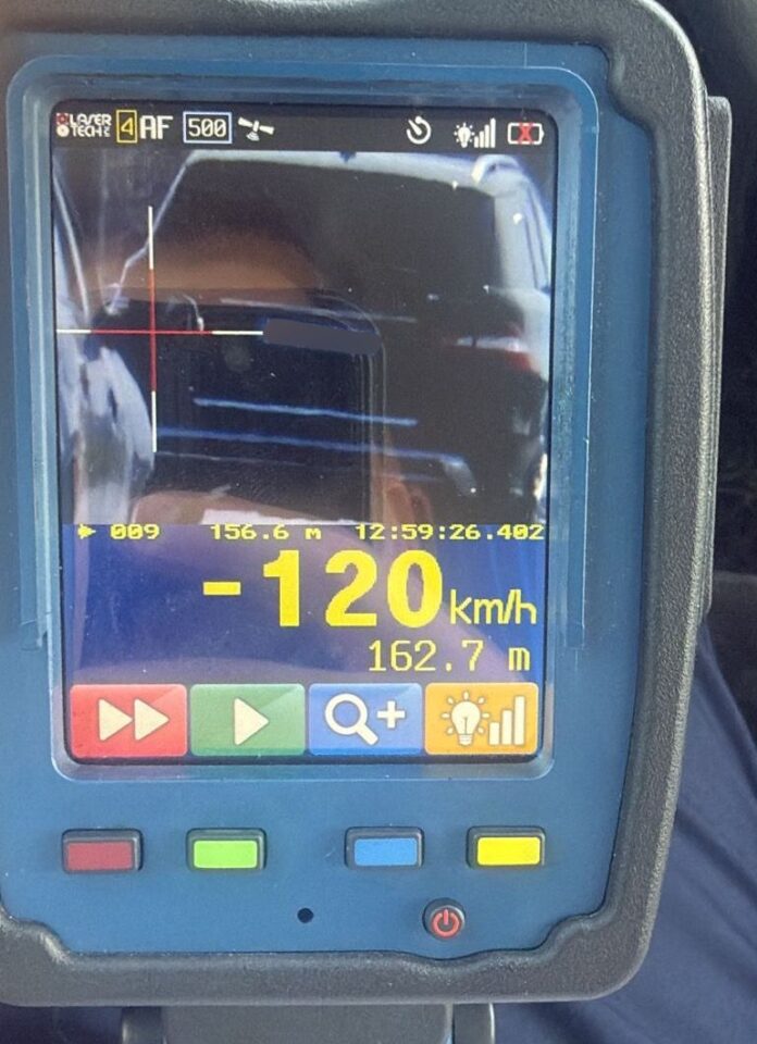craiova Șoferiță din Craiova, prinsă cu 120 km/h pe DN 6