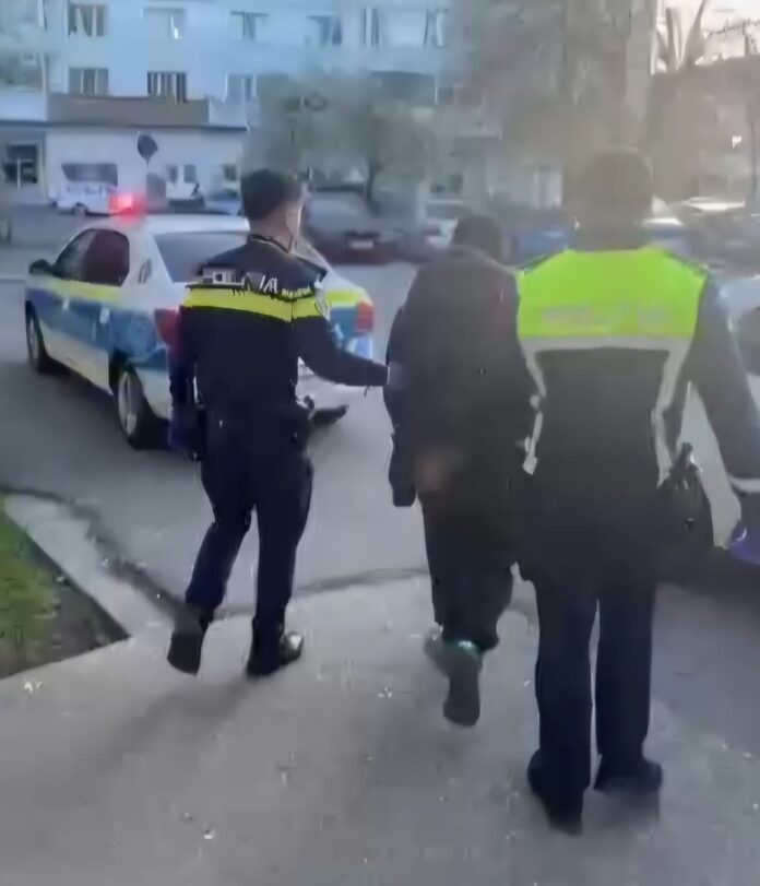 retinut Agresiune într-un tramvai din Craiova: un bărbat de 53 de ani, reținut de polițiști