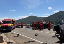 Grav accident rutier pe DN6, în zona viaductului Bahna: un mort și patru victime