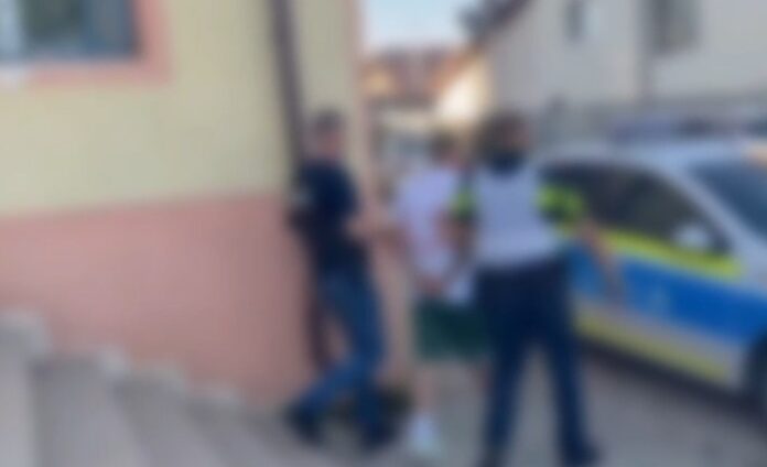 ipj doljț Tânăr bătut, într-o societate comercială, din Dăbuleni. Agresorul, a ajuns în, arestul IPJ Dolj.