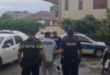 Scandal sângeros în Craiova: un tânăr a fost atacat în propria locuință