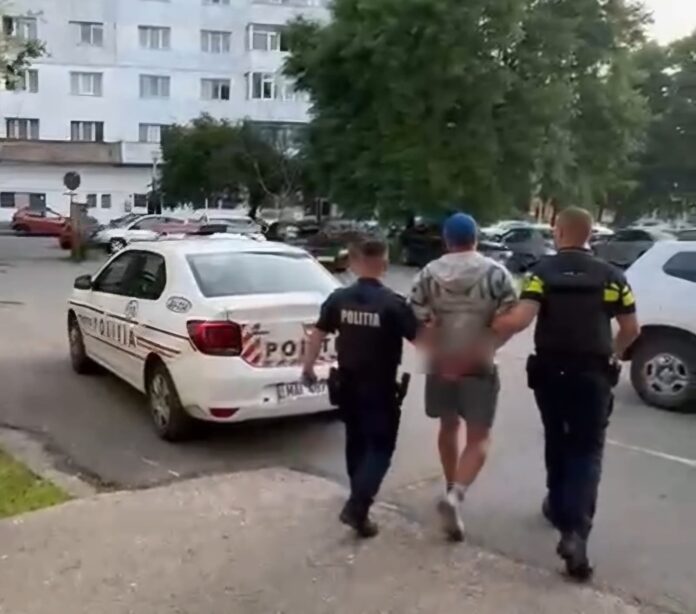 teasc A furat din locuințe, mașini și firme