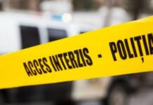 Bărbat de 74 de ani, găsit decedat după ce a căzut de la etajul unui bloc din Craiova