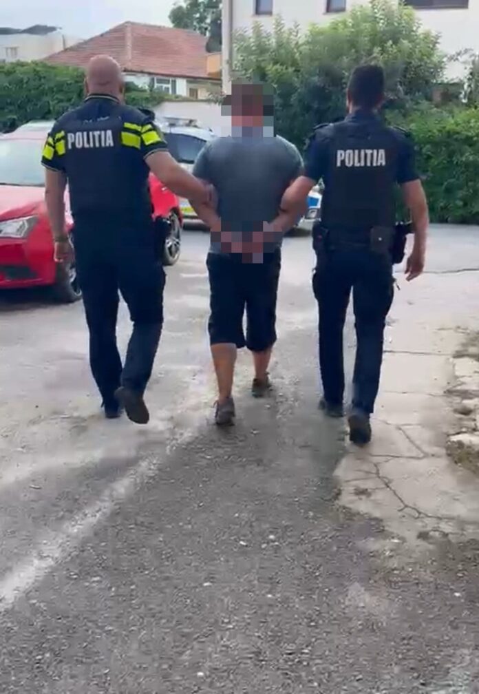 Beat și fără permis, un craiovean a fost reținut după ce a fost prins la volan