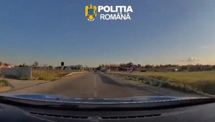 Urmărire ca în filme în Craiova! Un șofer fără permis a fugit de polițiști și a fost prins în Braniște