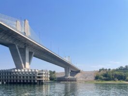 Dunărea, la un nivel hidrologic deosebit de scăzut. Debitul de la Baziaș rămâne mult sub media lunii august Dunărea, la un nivel hidrologic deosebit de scăzut. Debitul de la Baziaș rămâne mult sub media lunii august