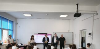 Elevii din Podari, primii beneficiari ai proiectului „Viitorul se citește”
