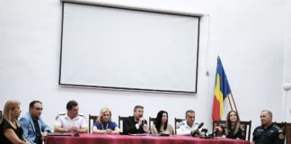 Directorii școlilor din Dolj, reuniți înaintea începerii noului an școlar