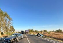Accident pe DN 6, în apropiere de Leu. Doi șoferi au ajuns la spital