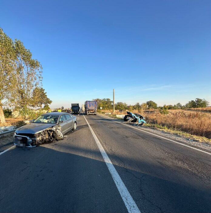 Accident pe DN 6, în apropiere de Leu. Doi șoferi au ajuns la spital