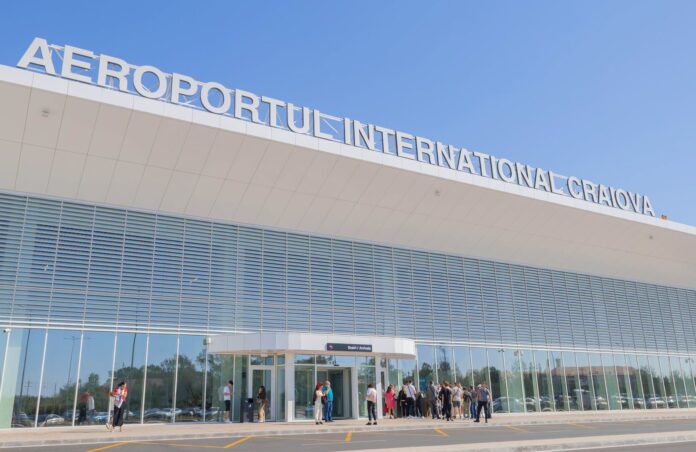 Aeroportul Craiova introduce o zonă specială pentru Uber și Bolt. Cât vor costa locurile de preluare a pasagerilor!