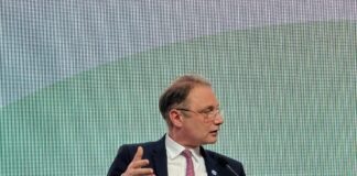 Cabinetul Luca Niculescu, pregătit pentru votul de învestitură. Ce nume sunt propuse pentru ministere Cabinetul Luca Niculescu, pregătit pentru votul de învestitură. Ce nume sunt propuse pentru ministere